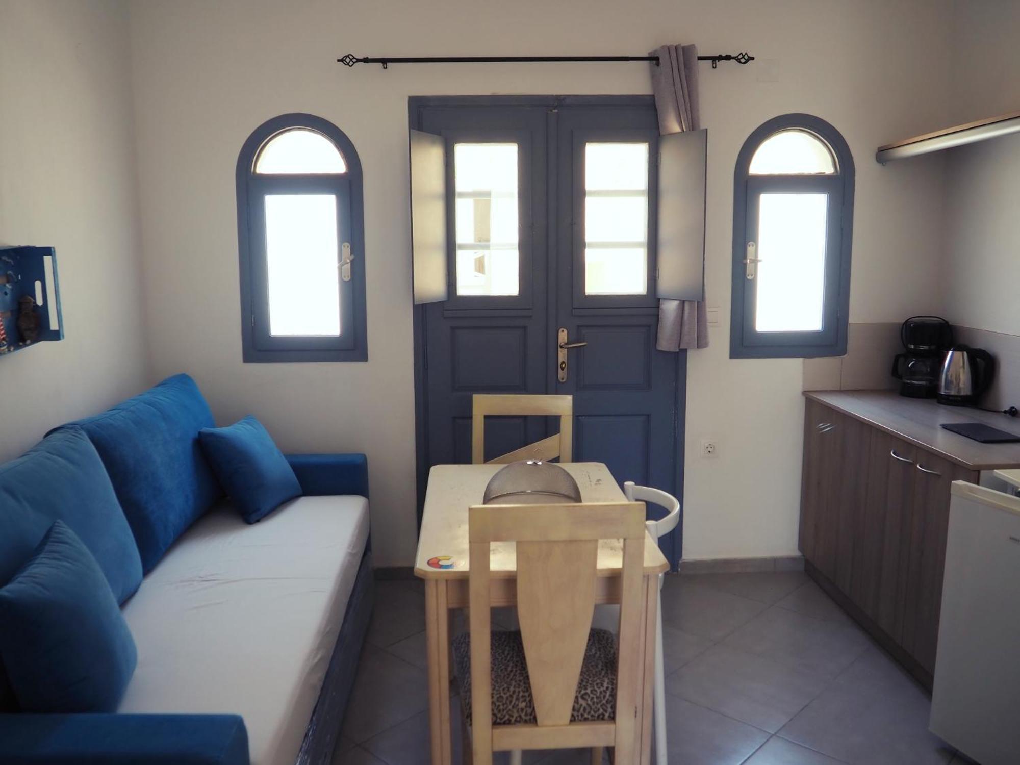 Aparthotel Leon Santorini Perivolos  Esterno foto