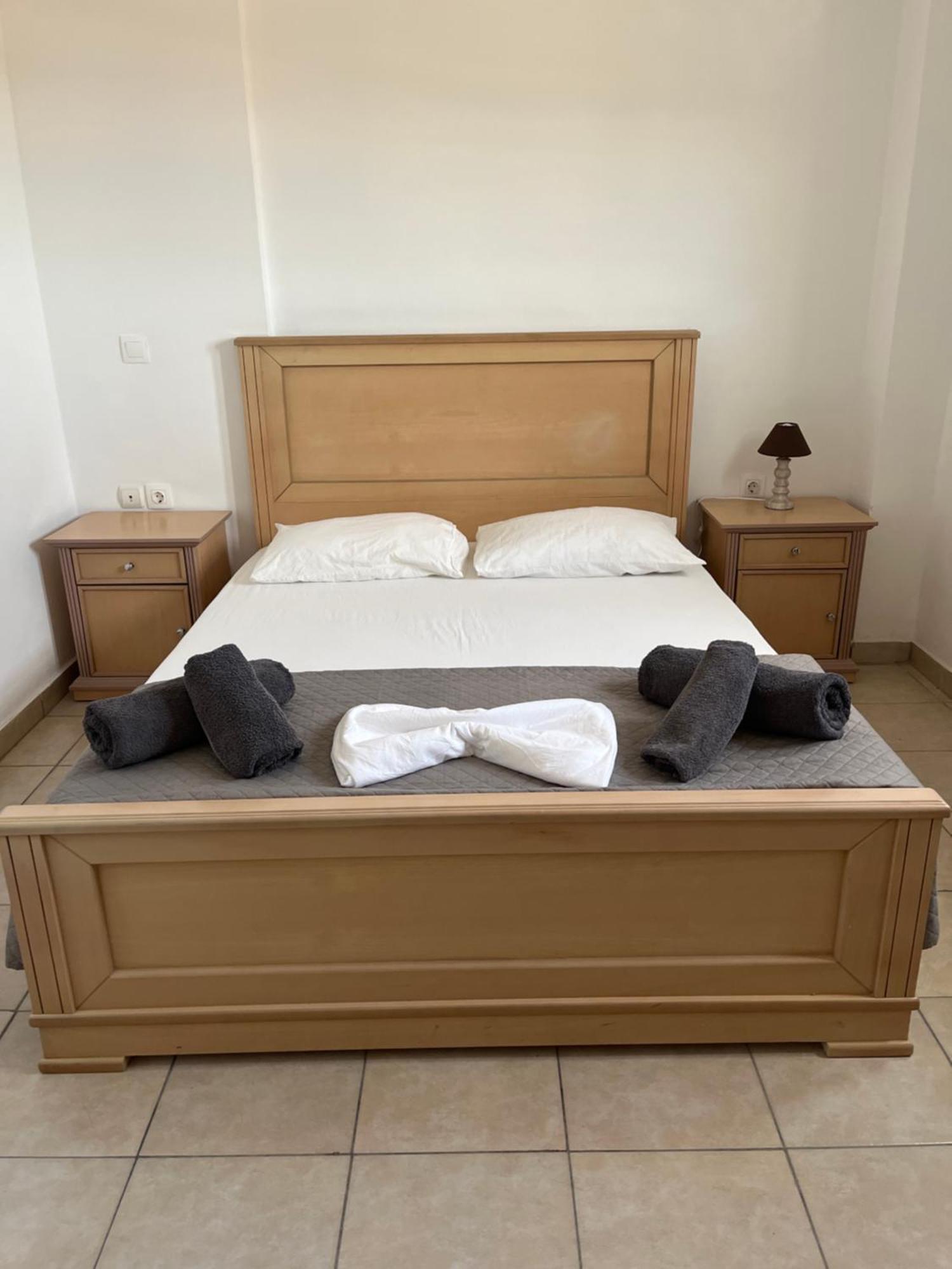 Aparthotel Leon Santorini Perivolos  Esterno foto
