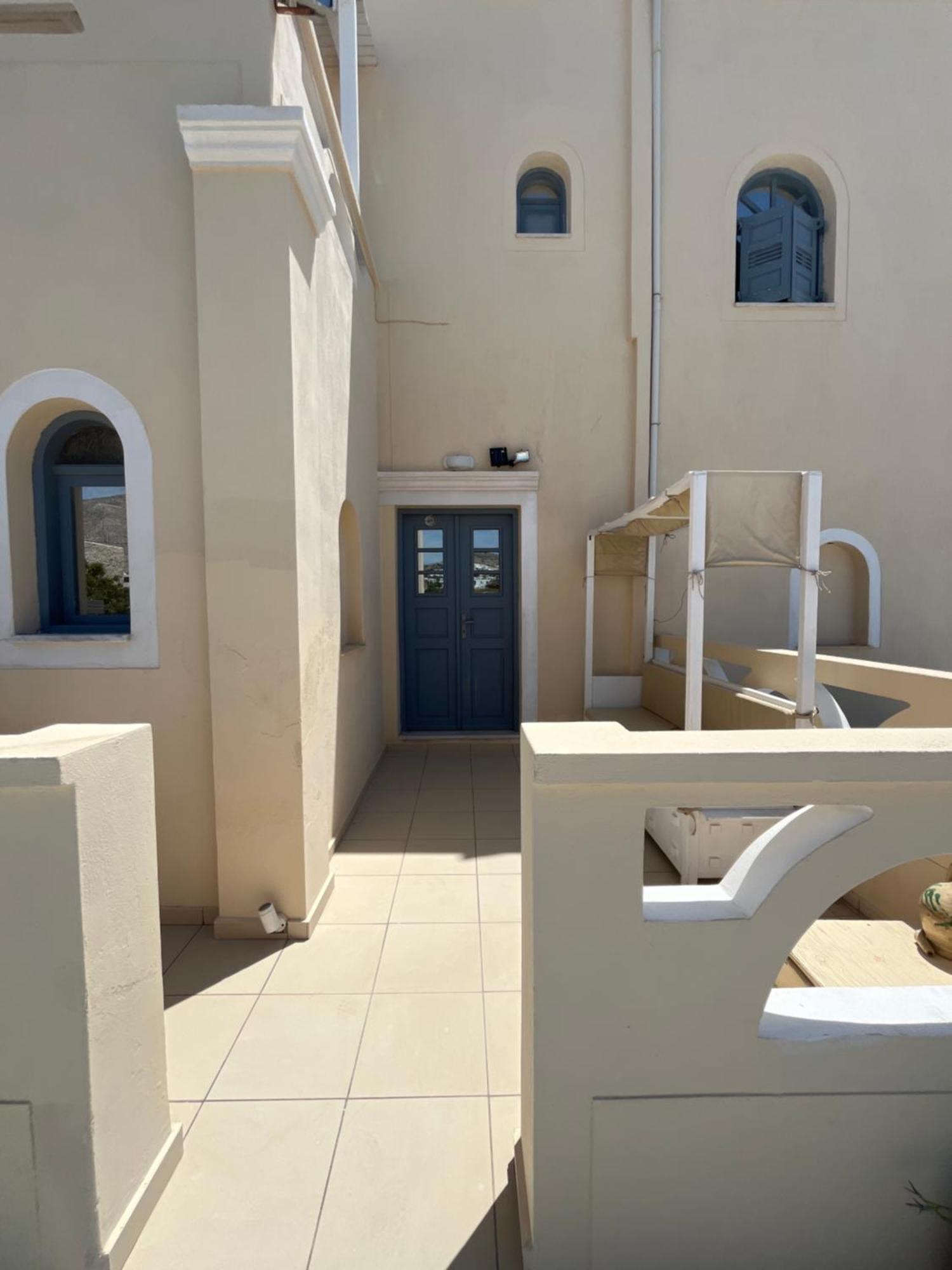 Aparthotel Leon Santorini Perivolos  Esterno foto