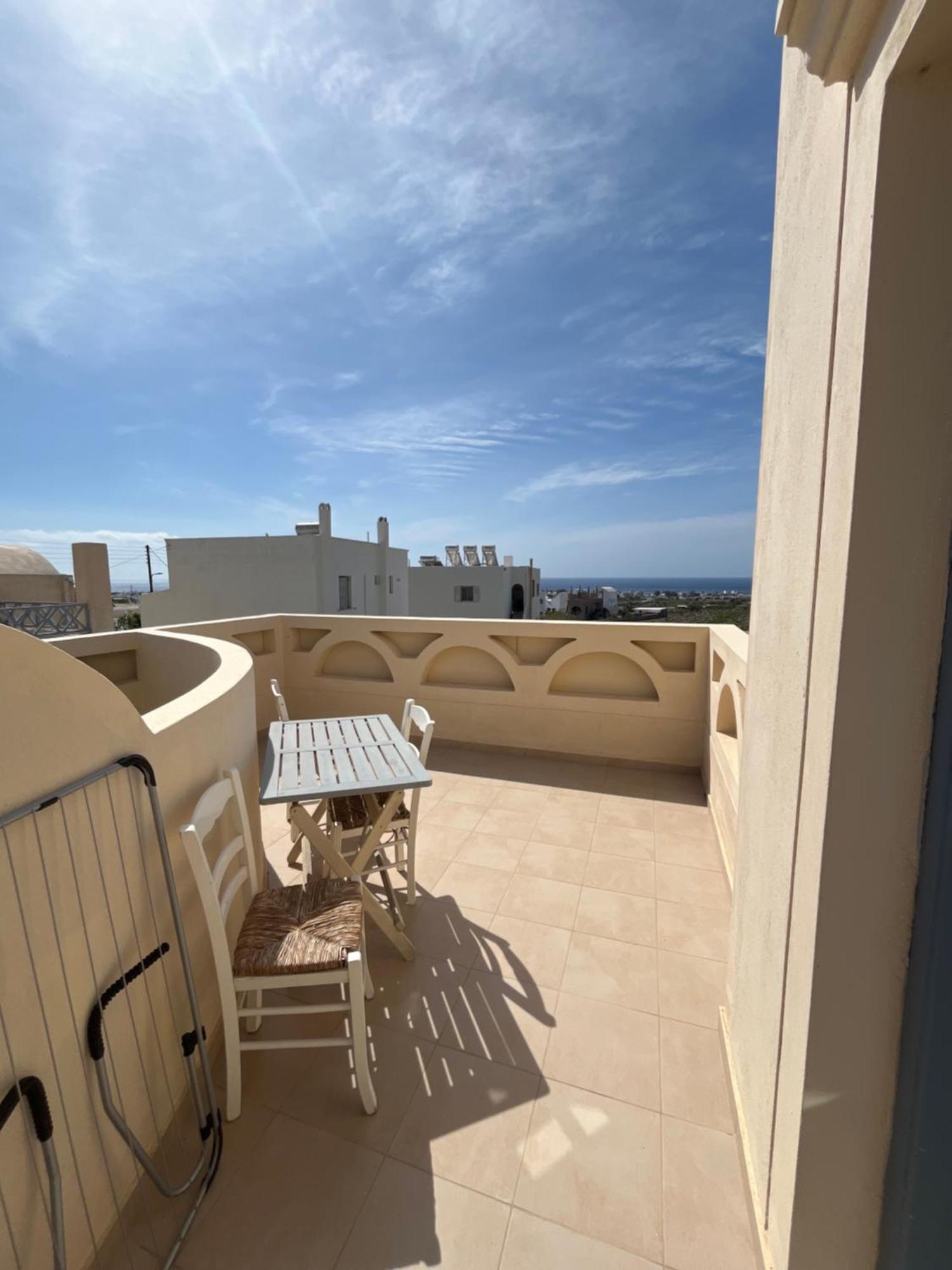 Aparthotel Leon Santorini Perivolos  Esterno foto