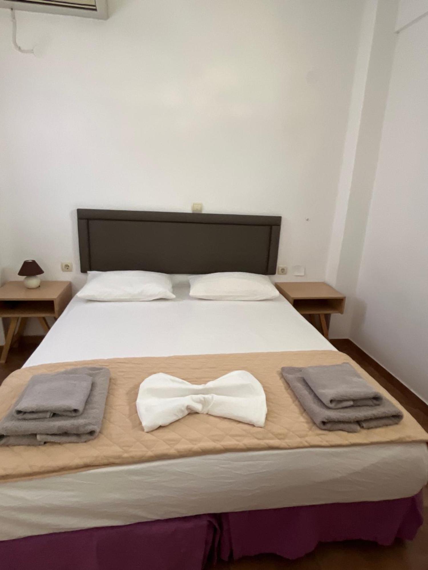 Aparthotel Leon Santorini Perivolos  Esterno foto