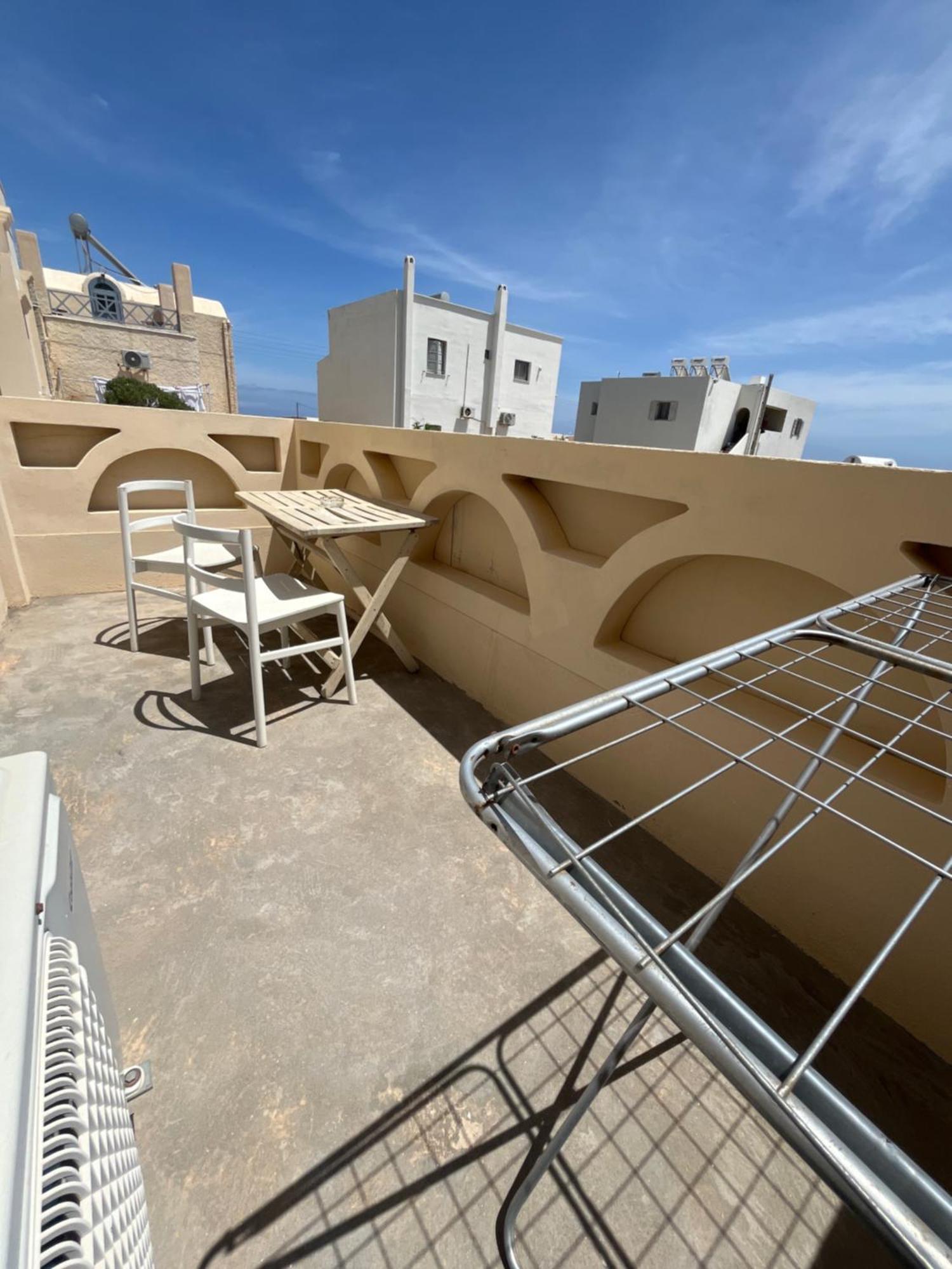 Aparthotel Leon Santorini Perivolos  Esterno foto