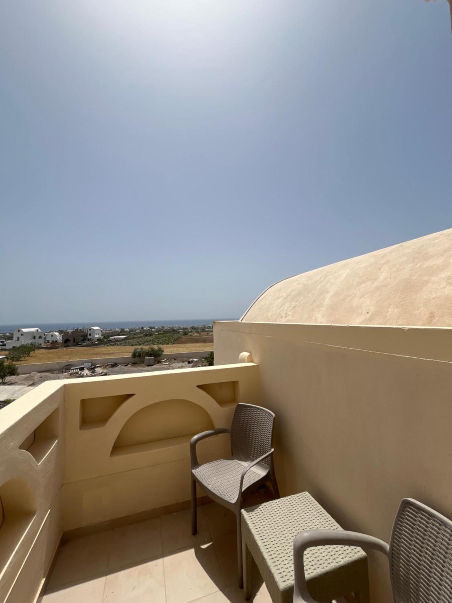 Aparthotel Leon Santorini Perivolos  Esterno foto